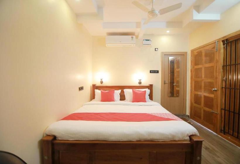 Отель Oyo 35618 Grace Residency