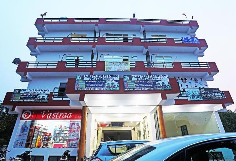 ホテル Oyo 40002 The Rejoice