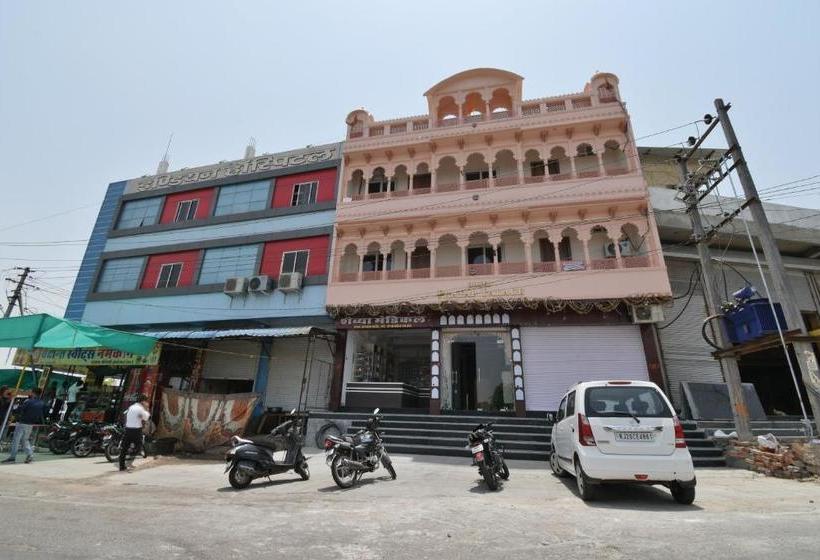 호텔 Oyo 41677 Pratap Palace