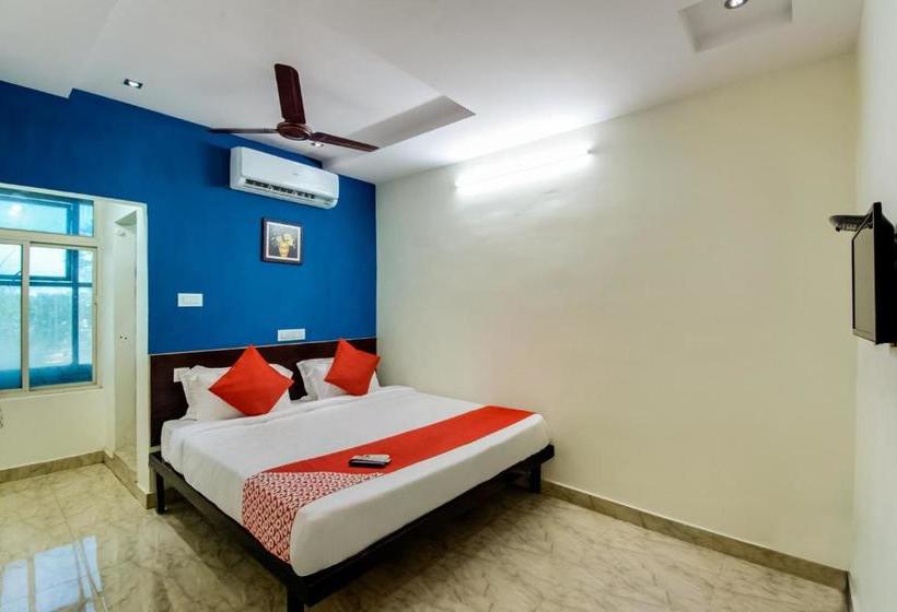 ホテル Oyo 47366  Cocanada Inn