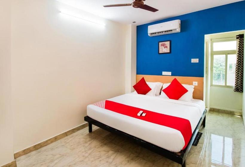 ホテル Oyo 47366  Cocanada Inn