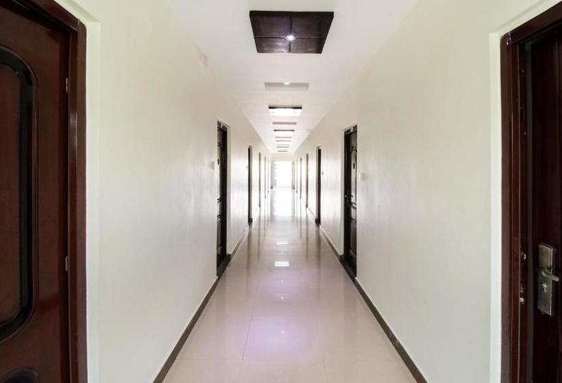 ホテル Oyo 47366  Cocanada Inn