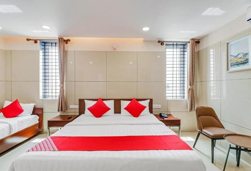 호텔 Oyo 48789 Sri Vinayaka Lodge