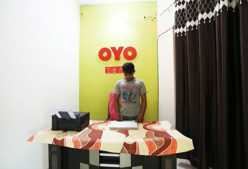 فندق Oyo 49985 Singh