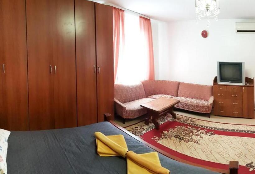 هتل Perlyna Podillyа