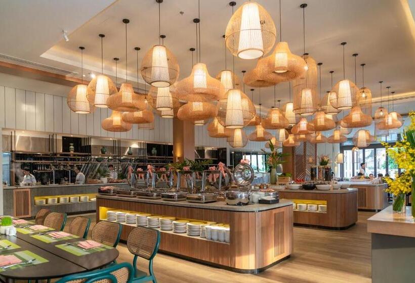 هتل Oakwood Ha Long