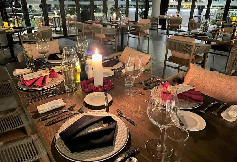 هتل Oakwood Ha Long