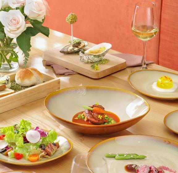 هتل Oakwood Ha Long