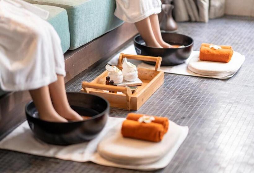 هتل Oakwood Ha Long