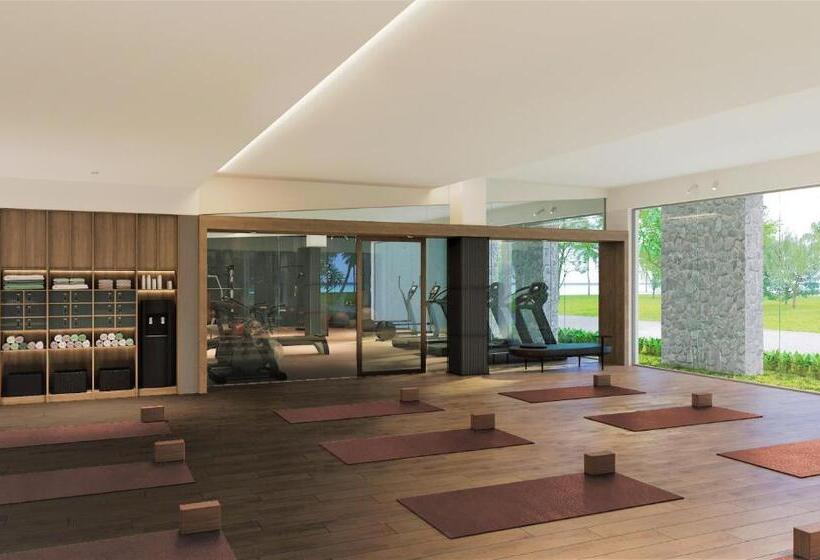 هتل Oakwood Ha Long