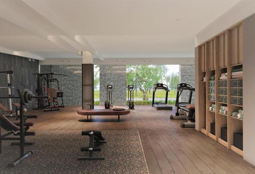 هتل Oakwood Ha Long