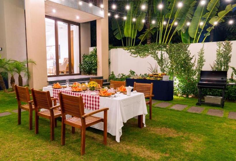 هتل Oakwood Ha Long