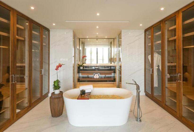 هتل Oakwood Ha Long