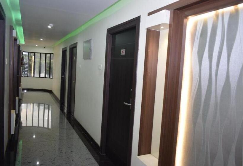 酒店 Shri Subham Residency