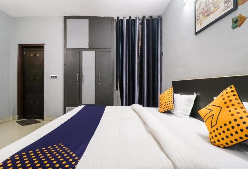 ホテル Spot On Sunrise Guest House Near Leisure Valley Park