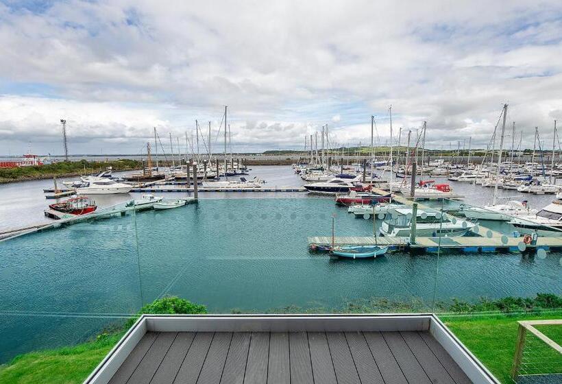 酒店 The Salt Lodge