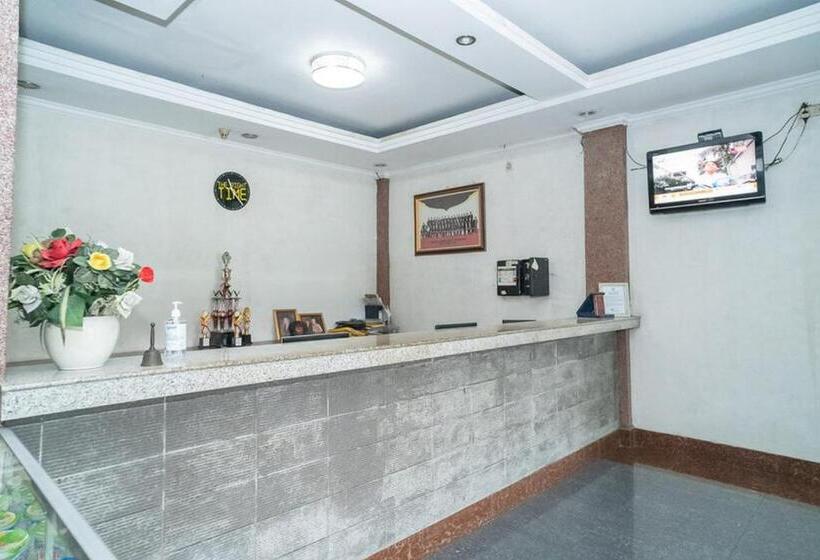 酒店 Transit Nusa Indah Redpartner