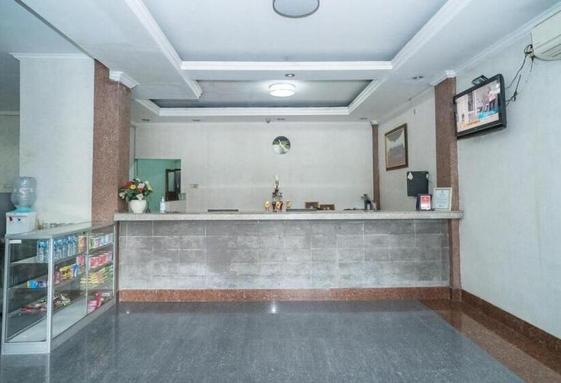 酒店 Transit Nusa Indah Redpartner