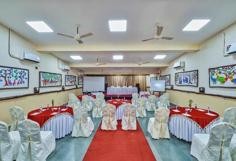 בית מלון כפרי Welcomheritage Jungle Home Pench