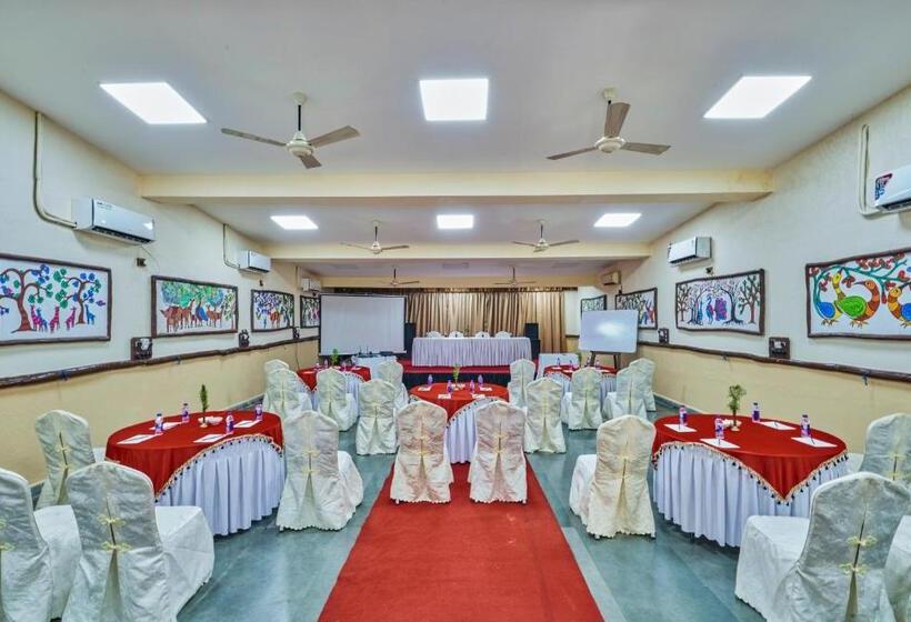 בית מלון כפרי Welcomheritage Jungle Home Pench