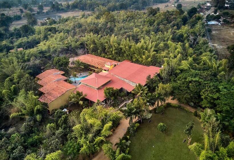 בית מלון כפרי Welcomheritage Jungle Home Pench