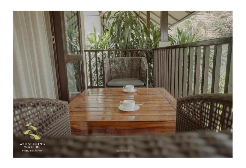 호텔 Whispering Waters