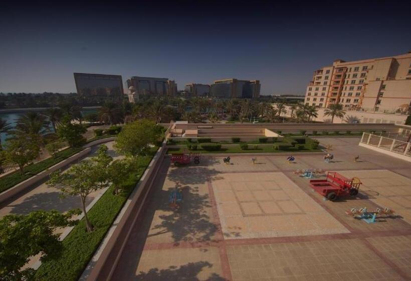 Marina Two Apartment 201 With Direct Sea View