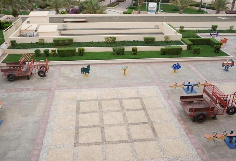 Marina Two Apartment 201 With Direct Sea View