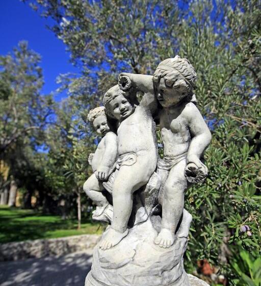 Oliviera Private Island Hotel   Kalem Island