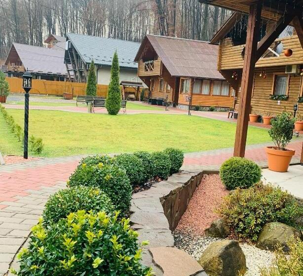 Пансион приватна садиба шаянське джерело