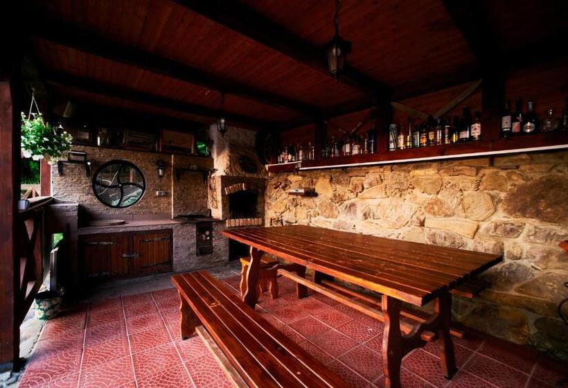 پانسیون 12 місяців травень