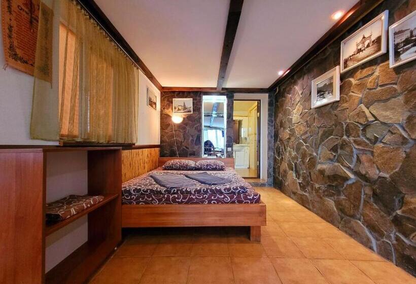 پانسیون 12 місяців травень