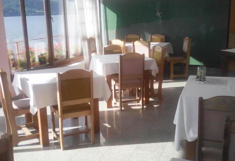 ペンション Cabana Delfinul