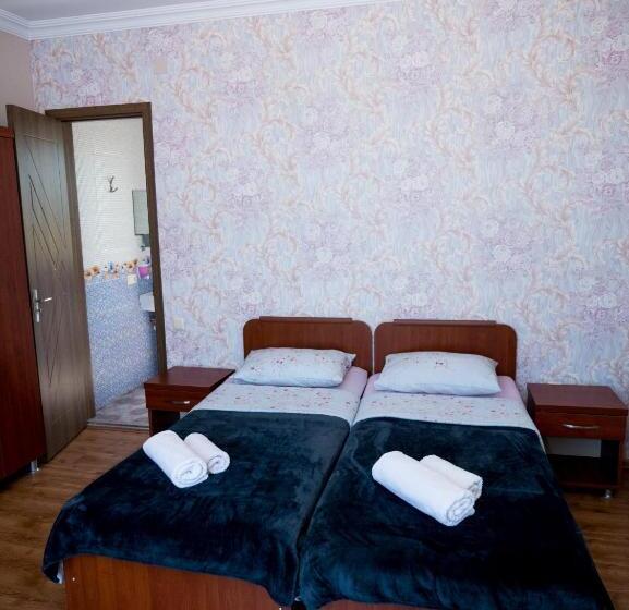پانسیون Irakli Guest House