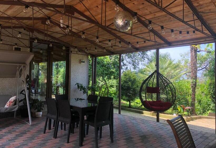 پانسیون Irakli Guest House