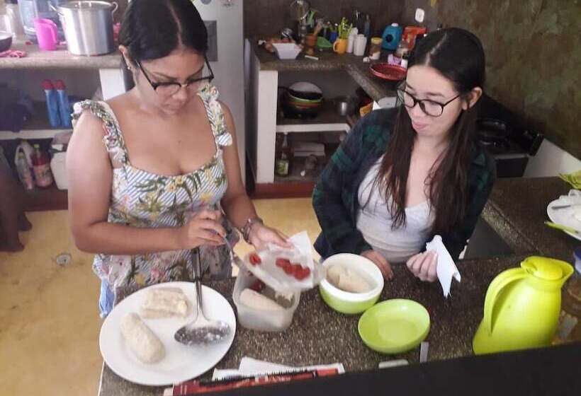 پانسیون La Casa Mono Cuco Hostel