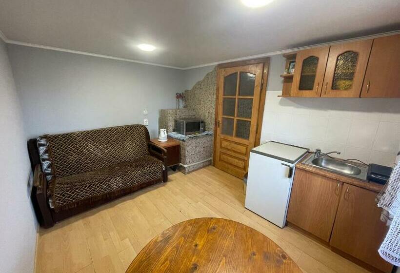 پانسیون Mini Cottage