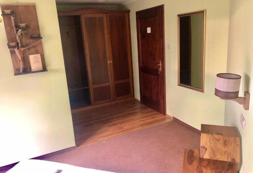 膳宿费 Karám Vendégház és Lakásétterem