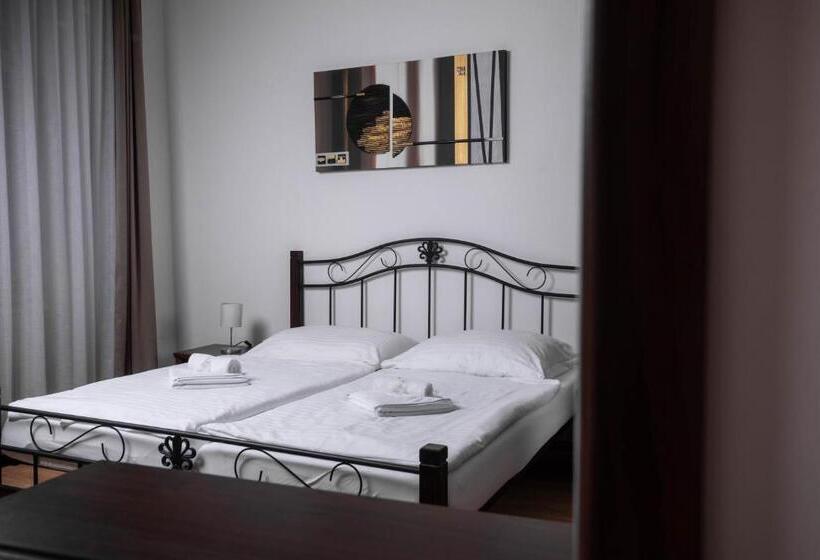 پانسیون Penzion Královské Lázně