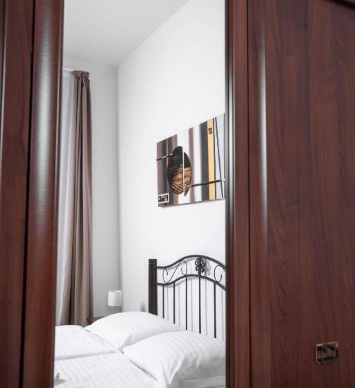 ペンション Penzion Královské Lázně