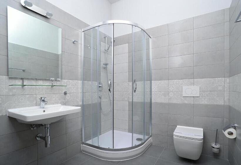 ペンション Penzion Královské Lázně