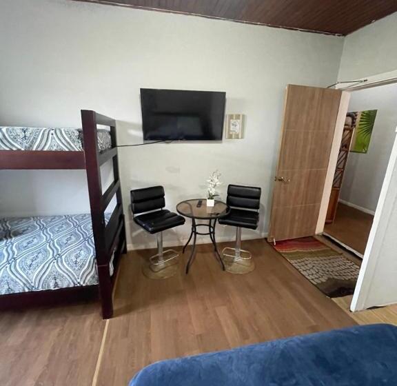 פנסיון Sarah S Place San Andres