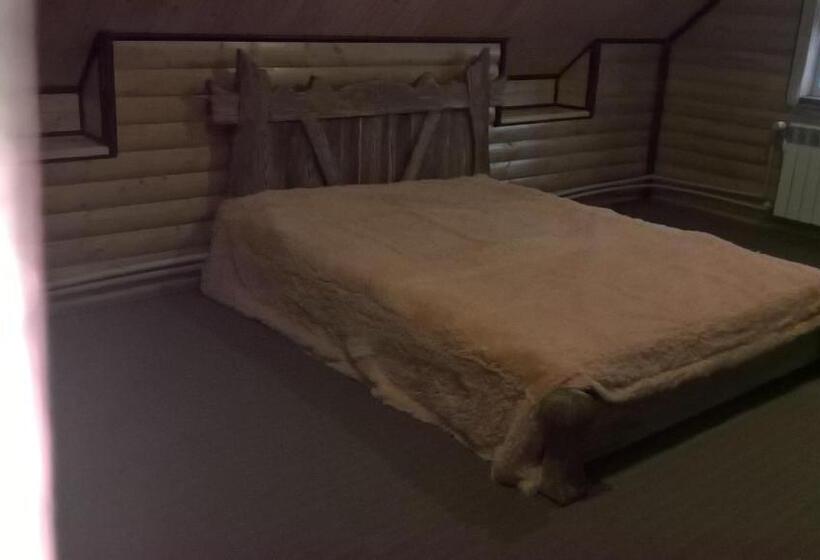 ペンション Synevyrskyj Chardash