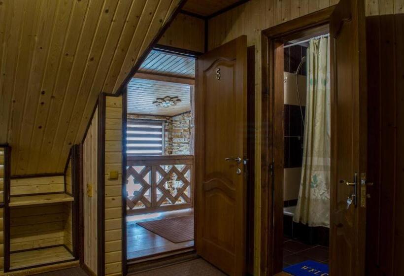 Пансион Synevyrskyj Chardash