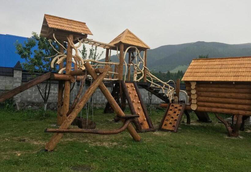 Пансион Synevyrskyj Chardash