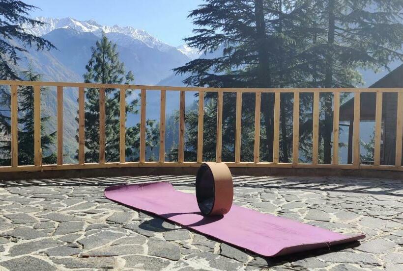 渡假胜地  Kudrat   A Boutique Homestay  Tirthan Valley