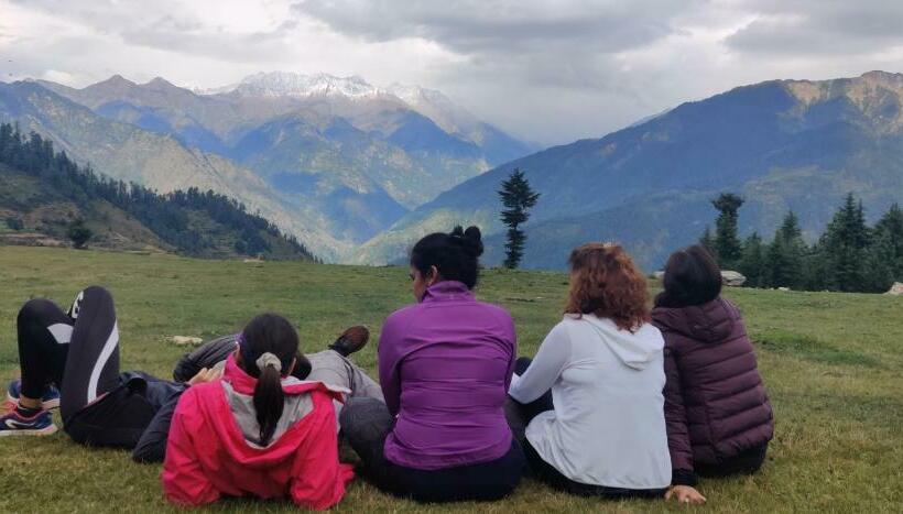 منتجع Kudrat   A Boutique Homestay  Tirthan Valley