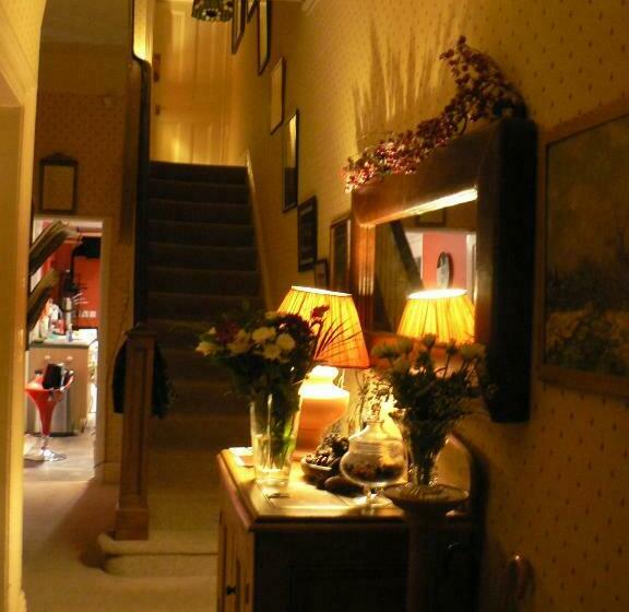 민박 16 Franklin Bijou Boutique