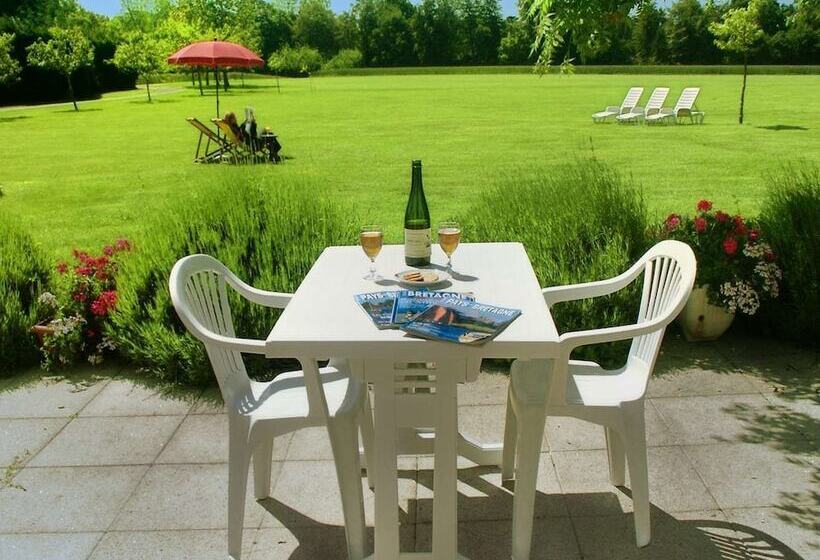 مبيت وإفطار Ferme De Kereven