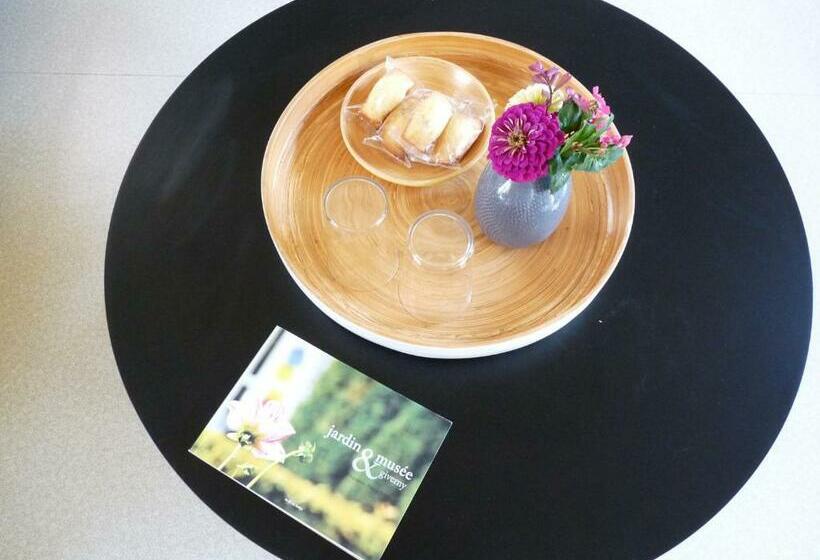 ベッドアンドブレックファースト La Maison De Madame Baudy